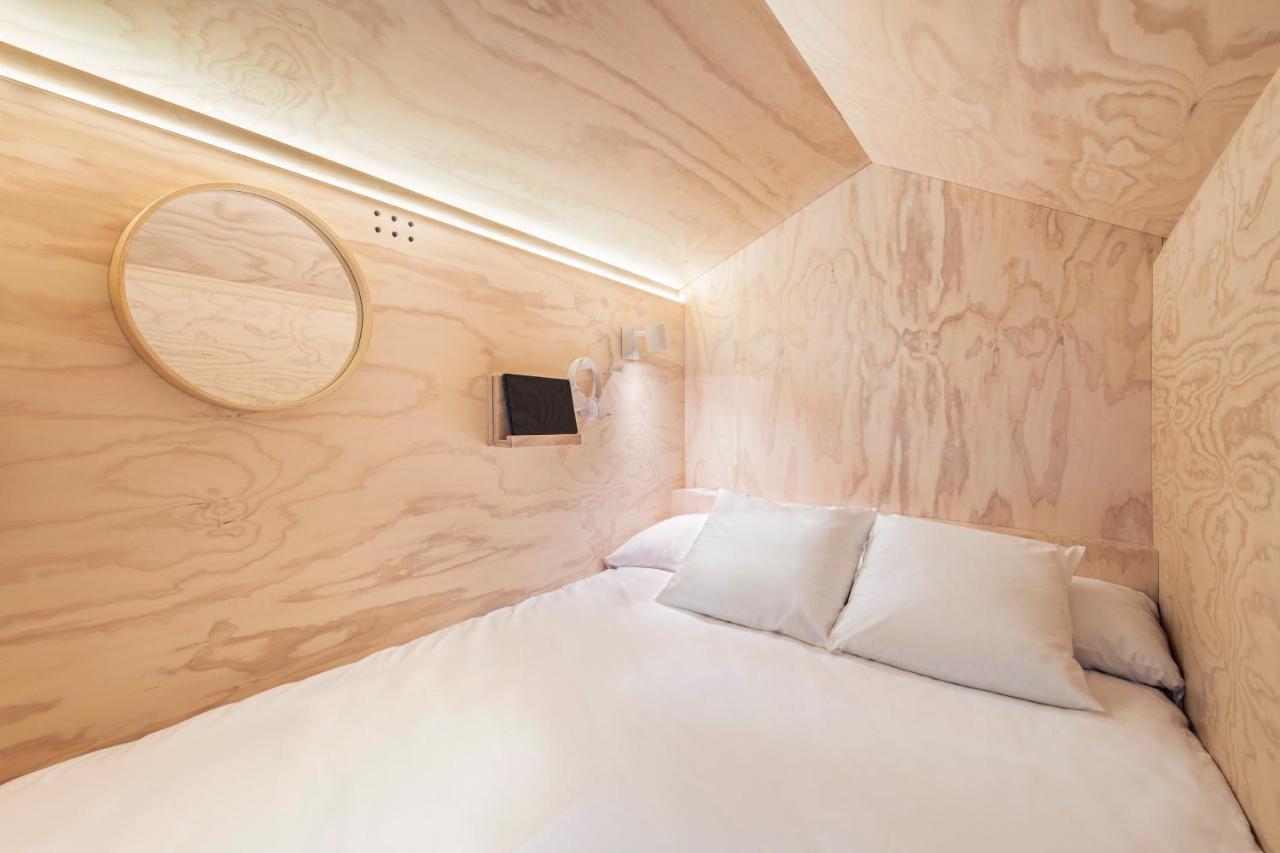 Colo Colo Hostel - Single Private Beds San Sebastián Exteriör bild