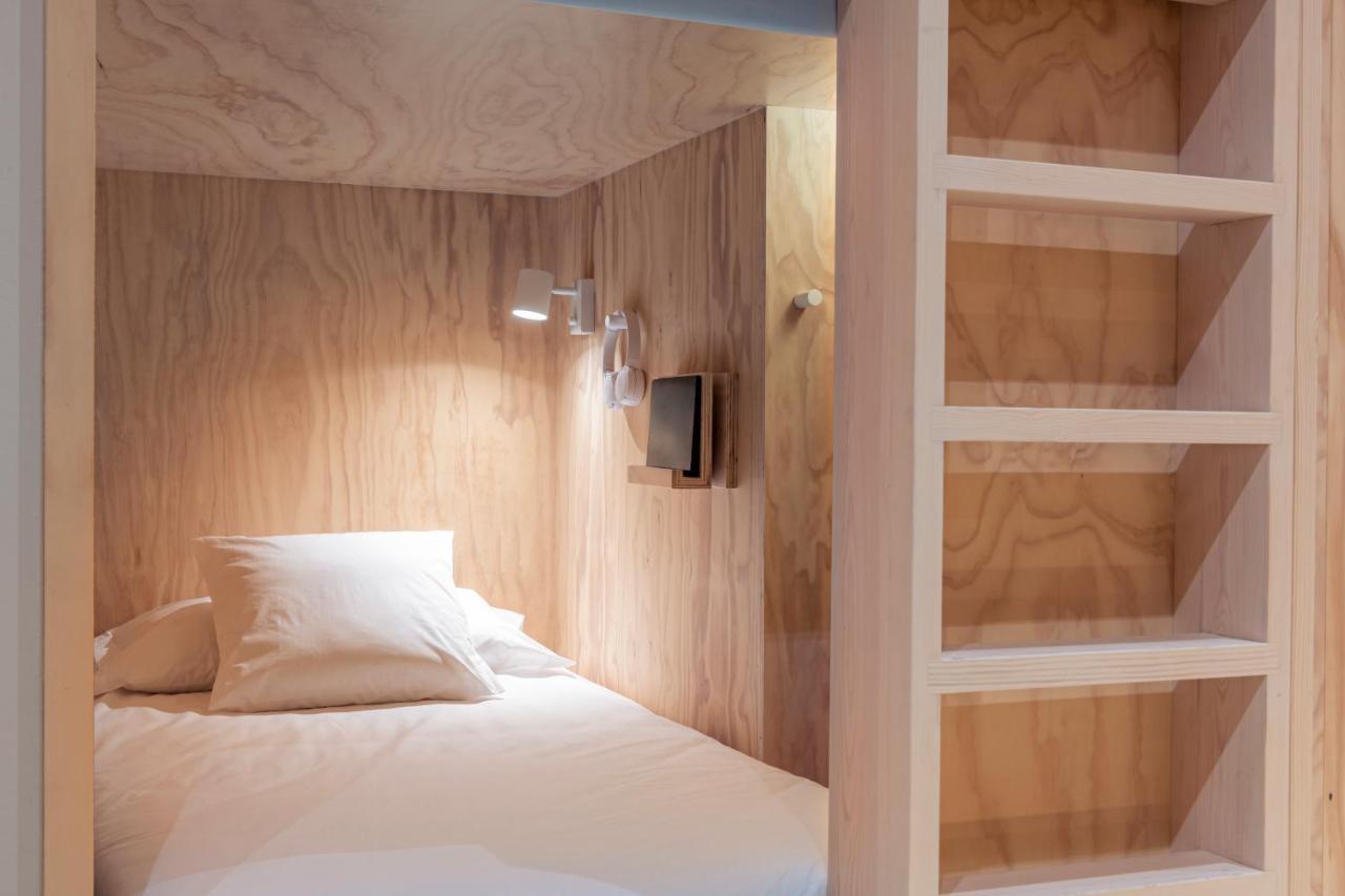 Colo Colo Hostel - Single Private Beds San Sebastián Exteriör bild