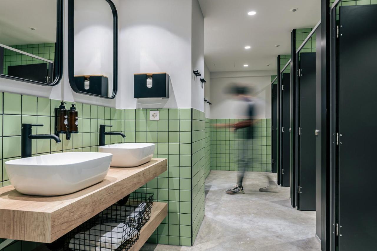 Colo Colo Hostel - Single Private Beds San Sebastián Exteriör bild